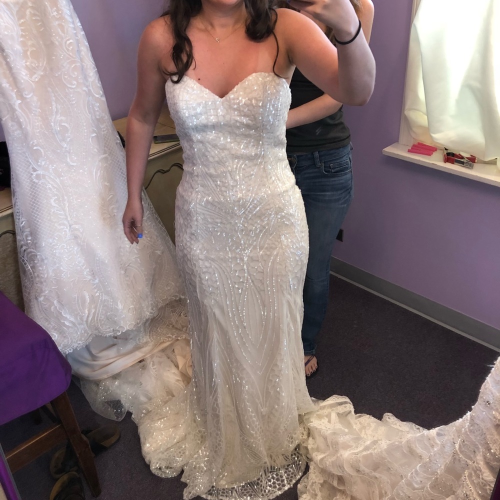 NEVER WORN Wedding dress- Sheath